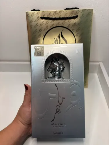 Perfume masculino Maahir Legacy EDP 100ml