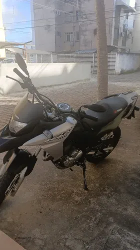 Vendo ou troco em carro do meu interesse