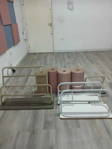 Suportes para bobina de Papel com Corte Pratico para Market Place e Papelaria