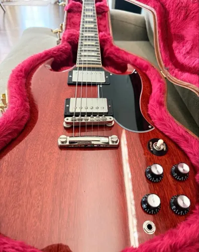 Gibson SG Standard 61? Reissue