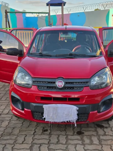 Fiat Uno Attractive 1.0 EVO Fire Flex 8V 5P 2019