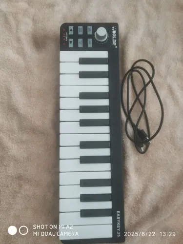 Easy Key 25