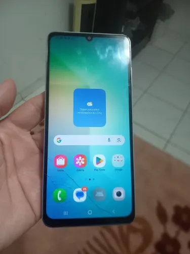 Samsung A06 128g. Leia o anúncio