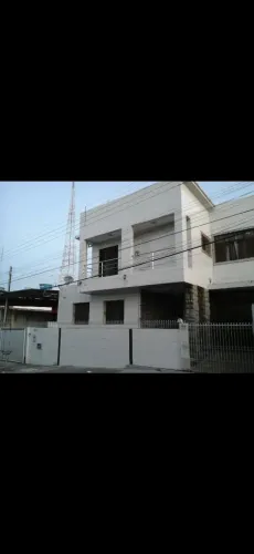 BOM DEMAIS...CASA...VENDO