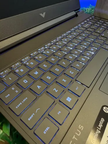 Notebook Gamer HP Victus RTX 4050 144Hz NOVO!