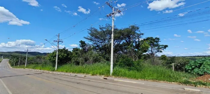 Terreno com 29.000M2, em Confins/MG.
