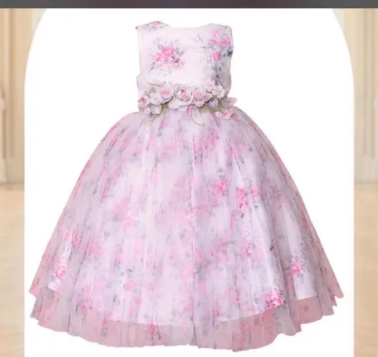 Maravilhoso vestido Mio Bebê, tamanho 10/12 anos. Usado apenas uma