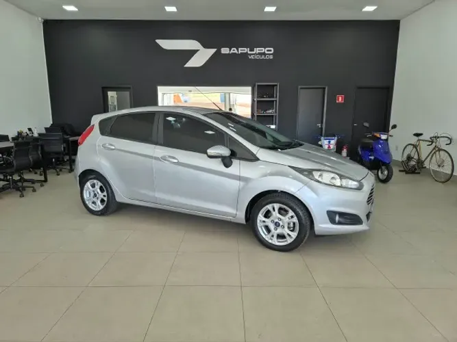 Ford Fiesta 1.6 16V Flex Mec. 5P 2016