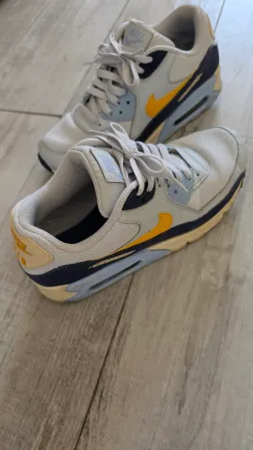 Nike Air Max 90 Essential