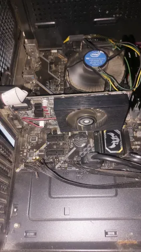 Placa de video ge force gt 610