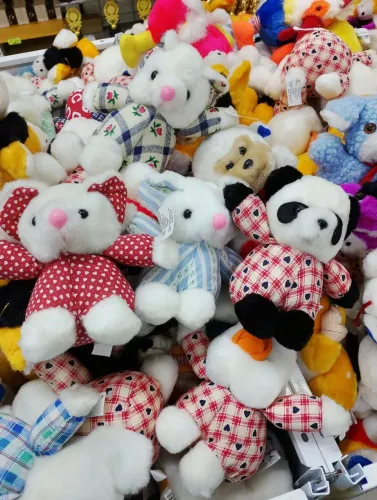 Bichinhos de pelúcia dos anos 90 originais e novos. Antiguidade Nostalgia Raro Vintage