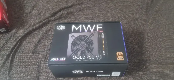 Fonte coolermaster MWE GOLD 750V3