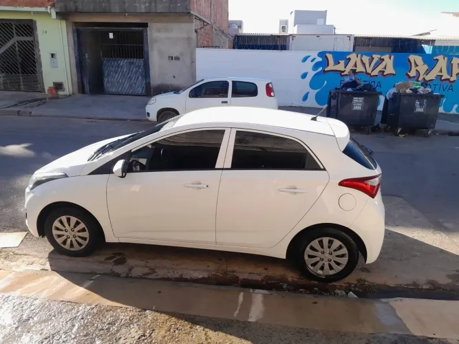 Hyundai HB20 Comf./c.plus/c.style 1.0 Flex 12V 2015