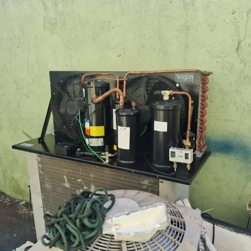 Manutenção de câmera frigorífica