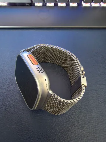 Apple watch Ultra 3 - GPS + Celular (pulseira Titanium milanese)