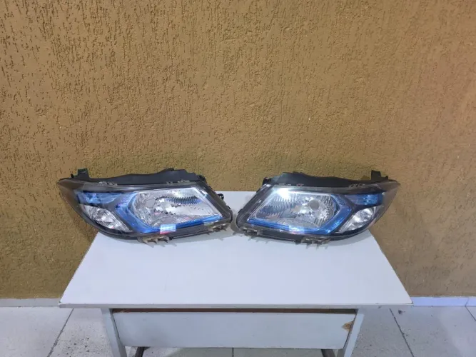 Par de Farol Onix / Prisma 2012/2013/2014/2015