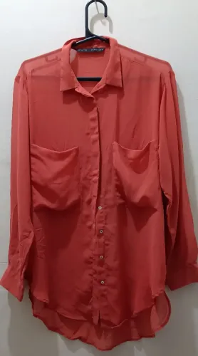 Camisa feminina da Zara