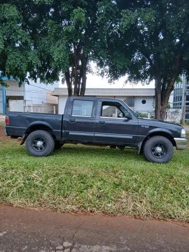 Ford Ranger XLT 2.8 8V 135cv 4X2 CD TB Diesel 2004