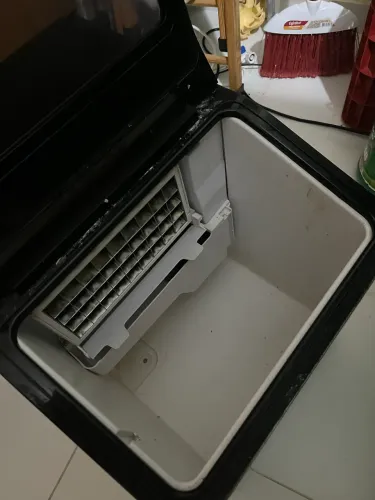 VENDO MÁQUINA DE GELO