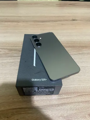 Vendo S25 Plus 512gb. Valor: 3.500