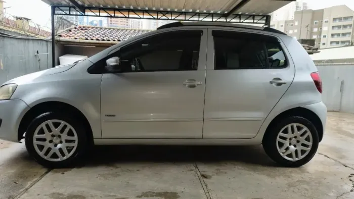 Volkswagen Fox 1.0 MI Total Flex 8V 5P 2011