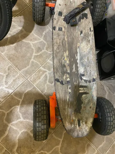 Skate Elétrico está sem controle e sem cabo de carregador ~ Aceito Troca!