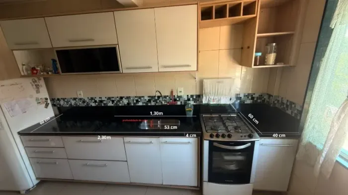 BANCADA EM PRETO ABSOLUTO COZINHA 