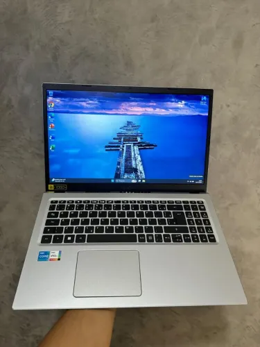 NOTEBOOK ACER I3, 512 GB SSD, 8 GB RAM