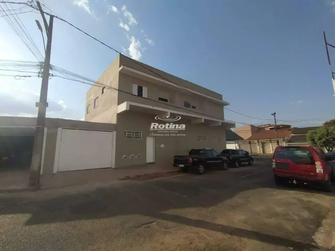 Apartamento para alugar, 3 quartos, Jardim Patrícia - Uberlândia/MG - Rotina Imobiliária