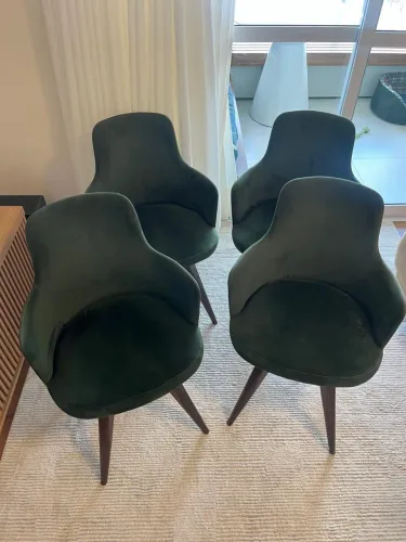 4 Cadeiras em Suede verde escuro