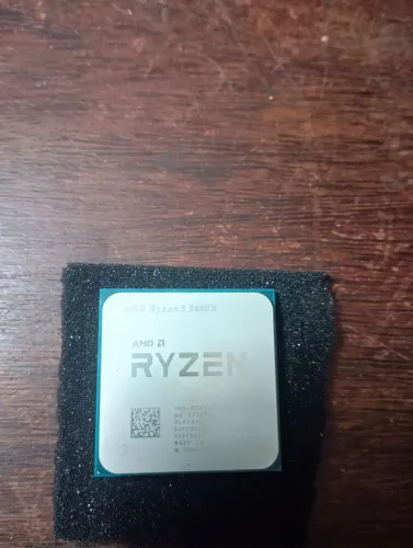 Ryzen 5 5600x + memoria ram 16gb 3200mhz