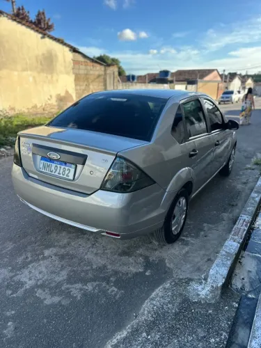 Ford Fiesta Sed. 1.6 8V Flex 4P 2012
