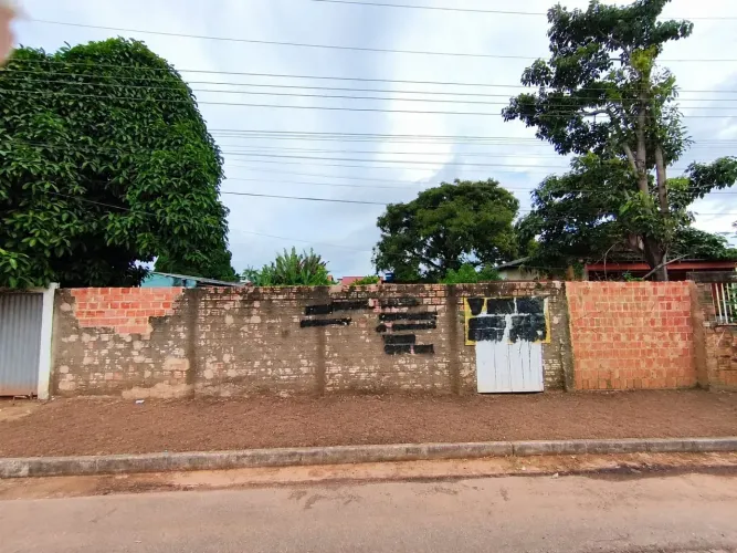 Imóvel para venda tem 540 metros quadrados em Cuniã - Porto Velho - RO