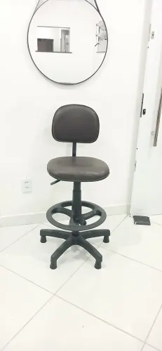 Cadeira de escritório caixa alta