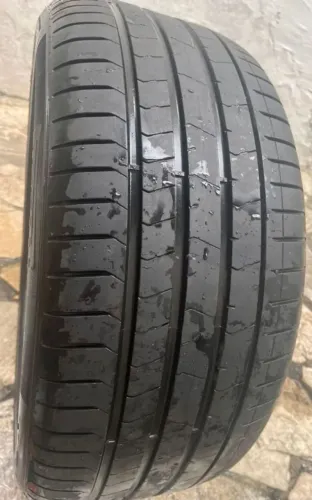 4 Pneus excelentes aro 275/40 R20