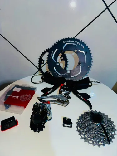 CÂMBIO SRAM RED 11v ELETRÔNICO