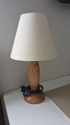 LUMINÁRIA DE MESA CASTILIGHT COM CÚPULA TOLSTOK