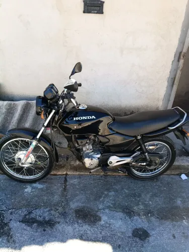 Honda CG FAN 125 Preta - Doc 2026 Pago Isenta de IPVA ano que vem!
