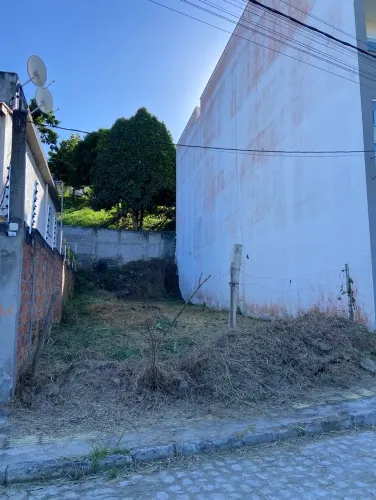 TERRENO NA MARIA PRETA