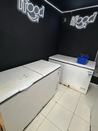 Troco freezer por expositor 