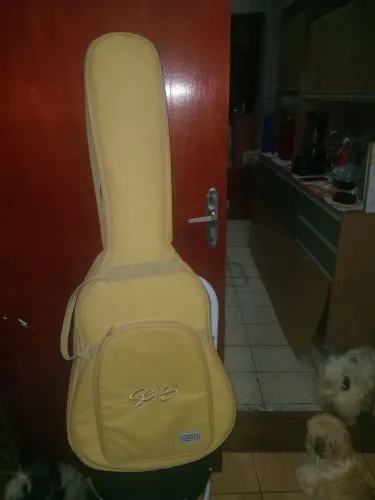 Capa de violão novinha seiz