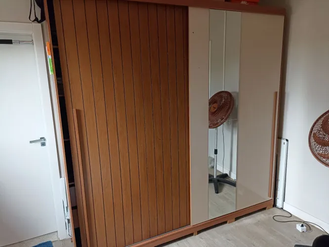 Guarda roupa grande de casal