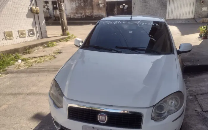 Fiat Siena Tetrafuel 1.4 MPI Fire Flex 8V 4P 2009