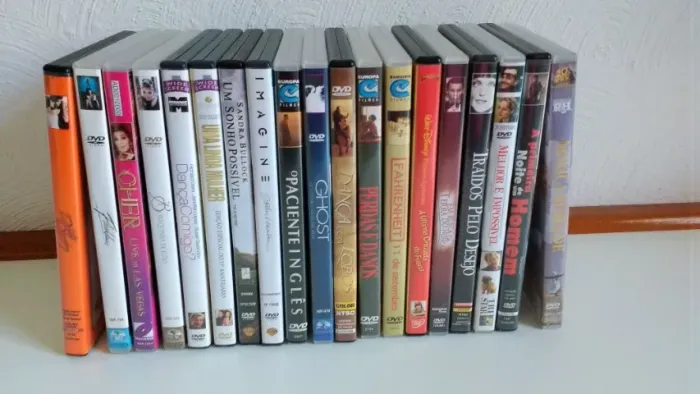 42 DVDs Filmes e Musicais