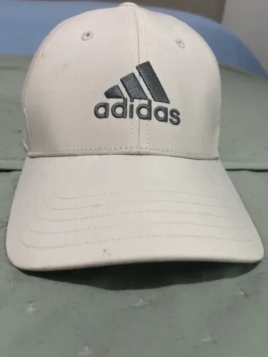 Boné adidas original