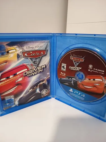 Disney Carros 3 Cars 3 Driven To Win PS4 e PS5