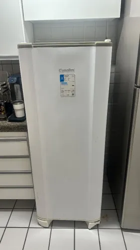 Geladeira 27 litros 