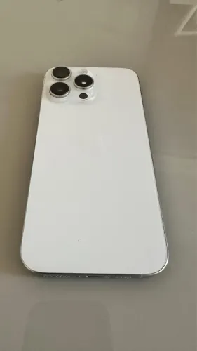 iPhone 16 Pro Max 256GB - Garantia Apple até Setembro