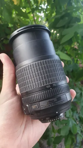 LENTE NIKON AF-S 18 - 105 DX VR