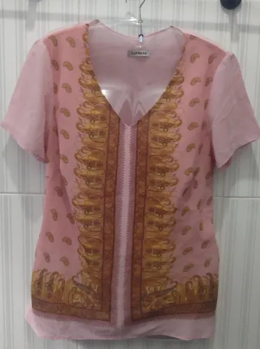 Blusa estampa frontal